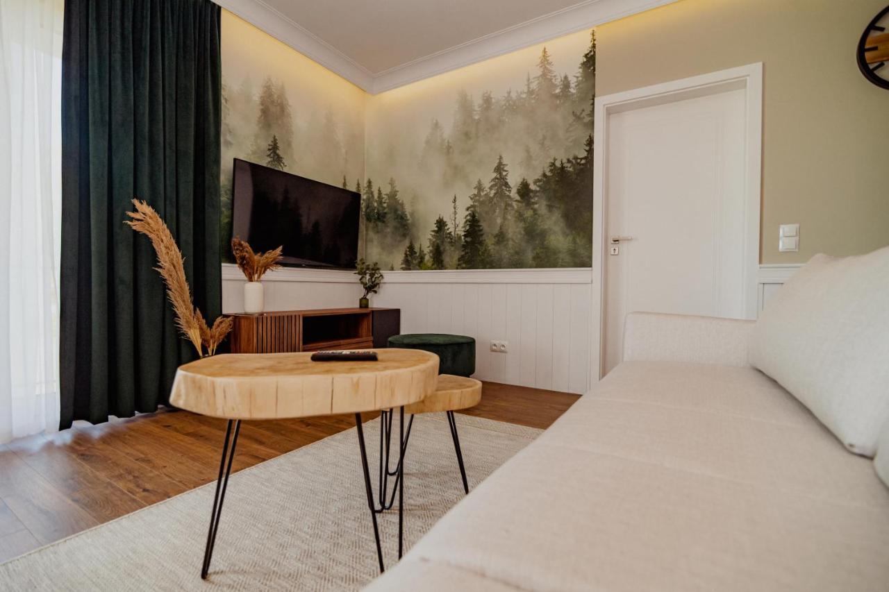 Apartment Forest *